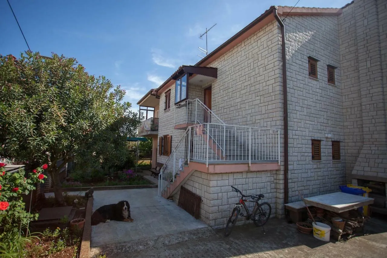 روفينج Apartments Casa Ivano بيت ضيافة