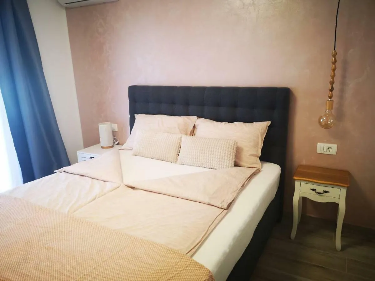 روفينج Apartments Casa Ivano 3*,